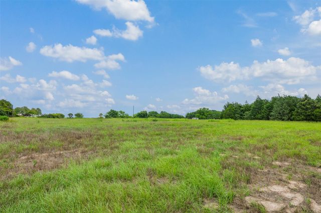 7602 Rose Lane, Sealy, TX 77474
