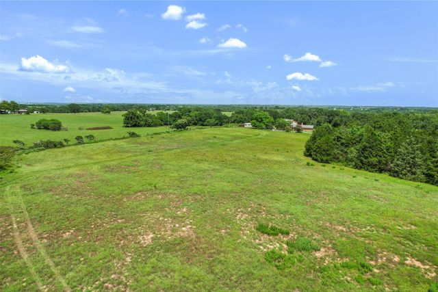 7602 Rose Lane, Sealy, TX 77474