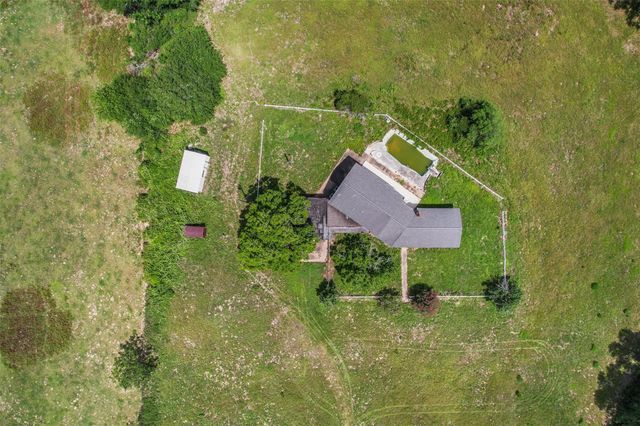 7602 Rose Lane, Sealy, TX 77474