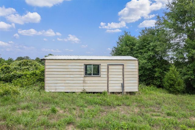 7602 Rose Lane, Sealy, TX 77474