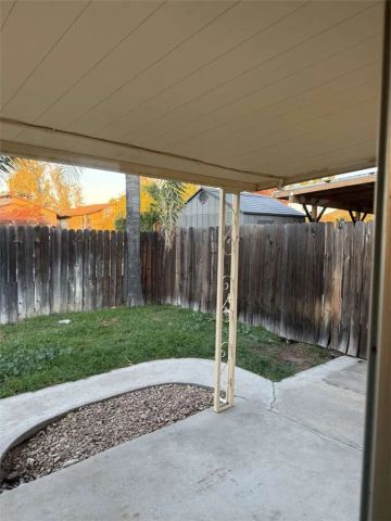 3270 Edgemont Court, San Bernardino, CA 92405