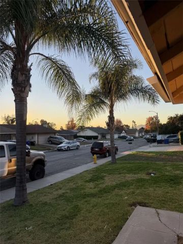 3270 Edgemont Court, San Bernardino, CA 92405