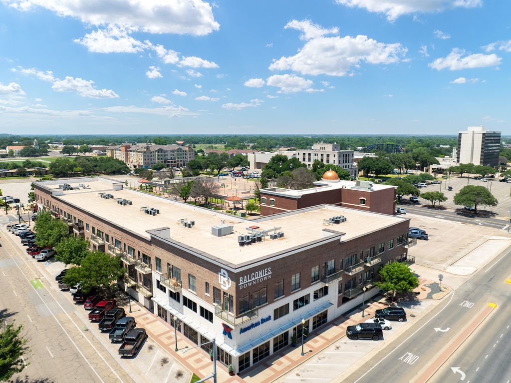 330 Austin Avenue 321, Waco, TX 76701