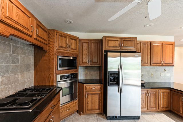 4922 Cedar Drive, West Des Moines, IA 50266