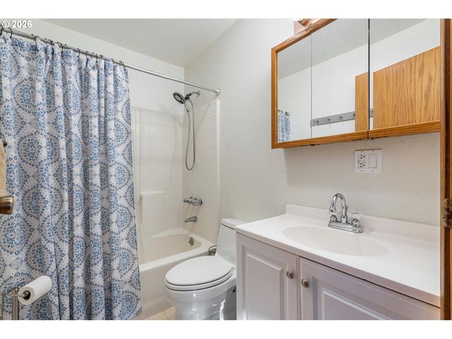 293 E IVY Ln, Union, OR 97883