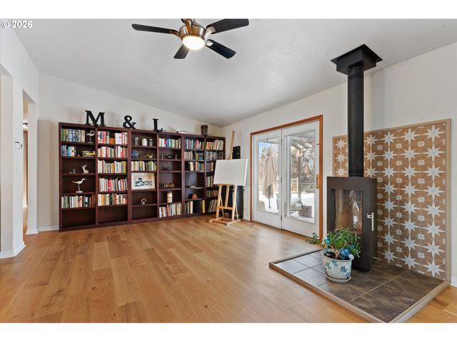 293 E IVY Ln, Union, OR 97883