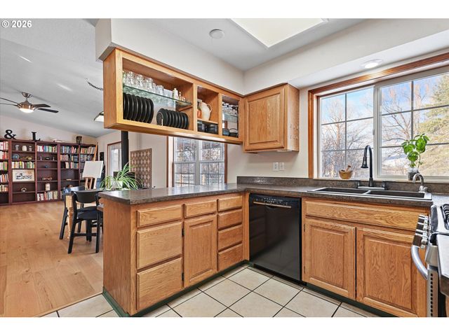 293 E IVY Ln, Union, OR 97883