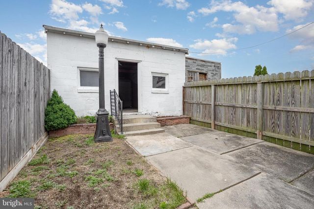 519 N 2ND ST, Columbia, PA 17512