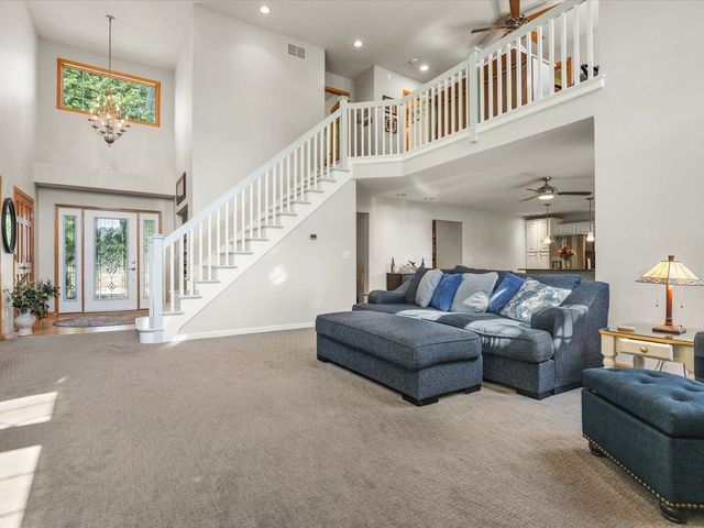 2808 STINSON Street, Poplar Grove, IL 61065