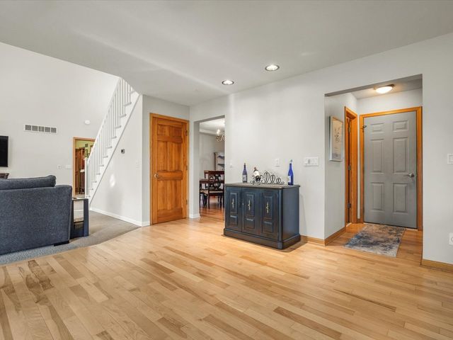 2808 STINSON Street, Poplar Grove, IL 61065
