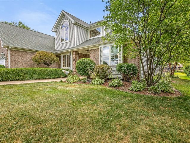2808 STINSON Street, Poplar Grove, IL 61065
