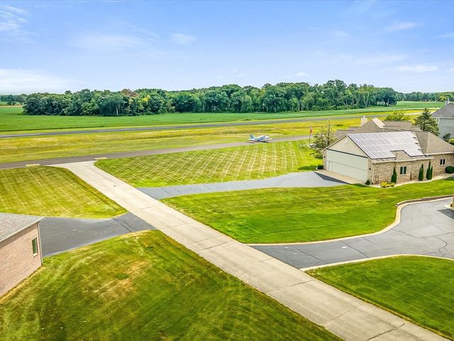 2808 STINSON Street, Poplar Grove, IL 61065