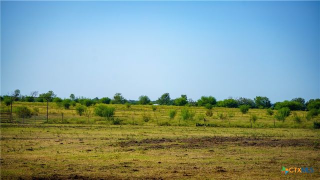 2525 Fm 2623, Seguin, TX 78155