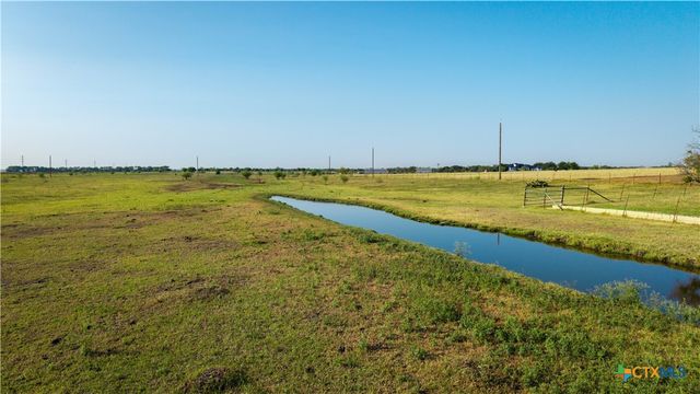 2525 Fm 2623, Seguin, TX 78155