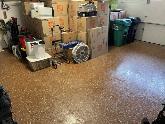 9700 Applewood Trail, Denton, TX 76207