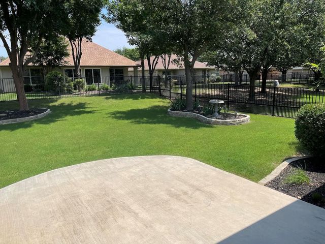 9700 Applewood Trail, Denton, TX 76207