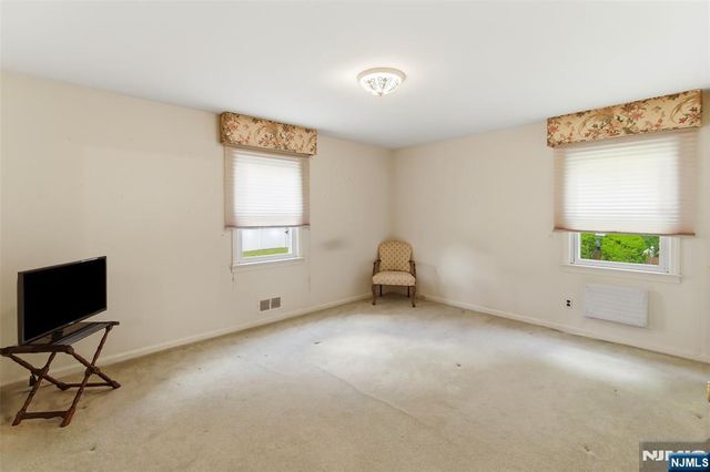 169 Hamilton Road, Teaneck, NJ 07666