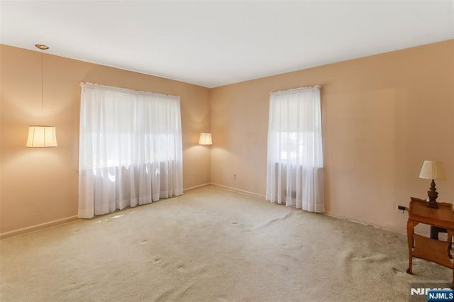 169 Hamilton Road, Teaneck, NJ 07666
