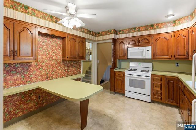 169 Hamilton Road, Teaneck, NJ 07666