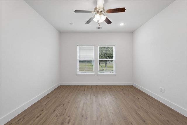 34855 Fm 1488, Hempstead, TX 77445