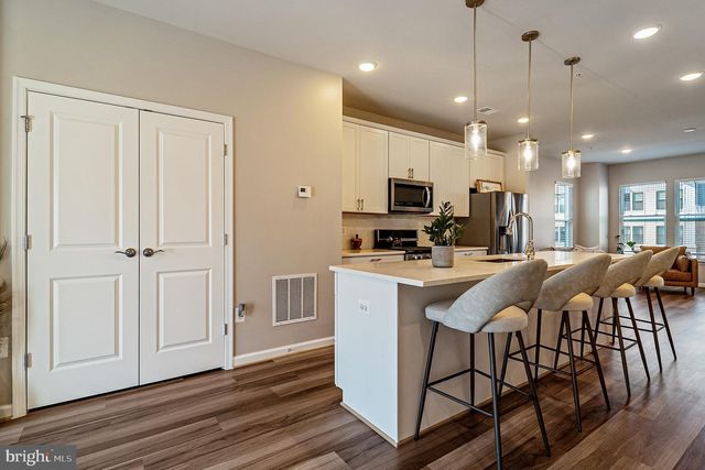 221 NARROWLEAF WAY, Laurel, MD 20724