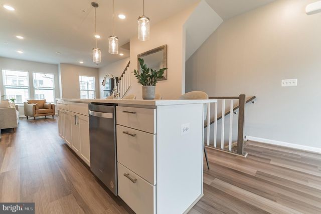 221 NARROWLEAF WAY, Laurel, MD 20724