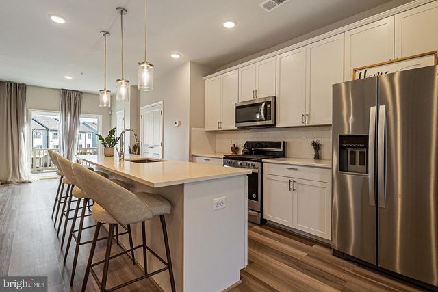 221 NARROWLEAF WAY, Laurel, MD 20724