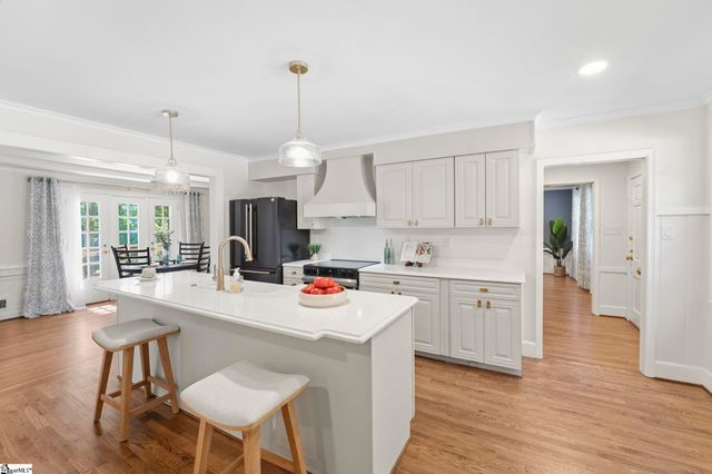 141 Shoreham Road, Spartanburg, SC 29307