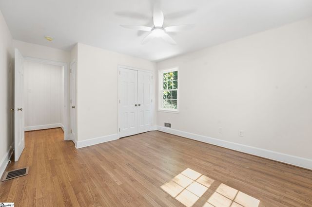 141 Shoreham Road, Spartanburg, SC 29307