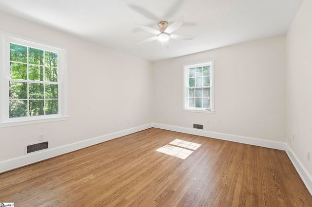 141 Shoreham Road, Spartanburg, SC 29307