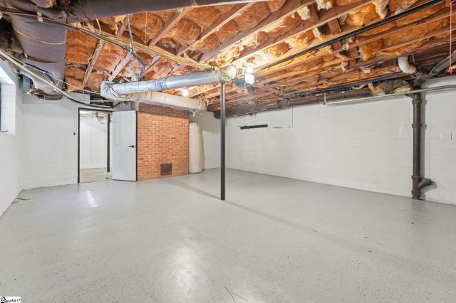 141 Shoreham Road, Spartanburg, SC 29307