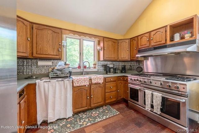 97 Leslie Road, Newburgh, NY 12550