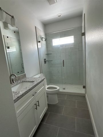 1318 Diceman Avenue, Dallas, TX 75203