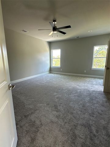 1318 Diceman Avenue, Dallas, TX 75203