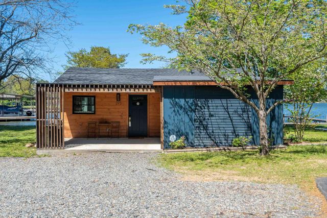 293 Long Beach Point, Hot Springs, AR 71913