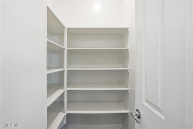 12404 Aster Hills Avenue, Las Vegas, NV 89138