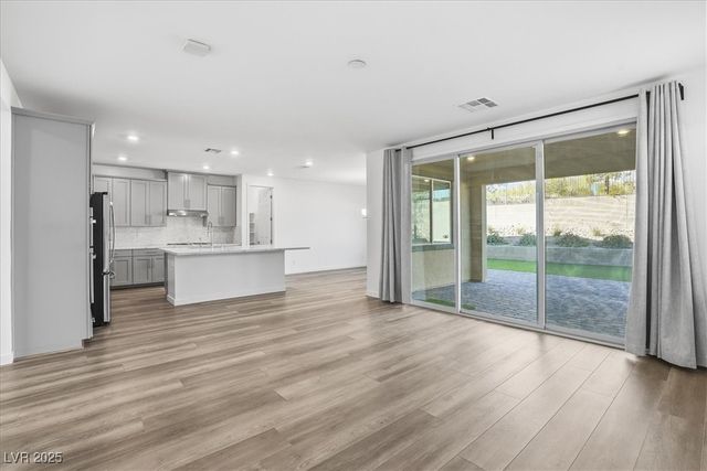 12404 Aster Hills Avenue, Las Vegas, NV 89138