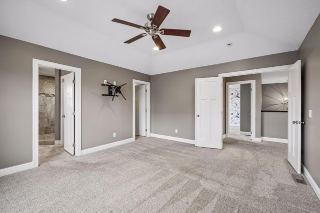 7050 69th Circle NE, Albertville, MN 55301