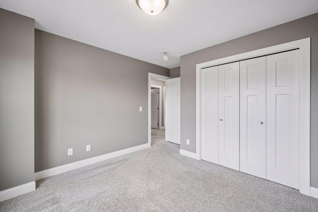 7050 69th Circle NE, Albertville, MN 55301