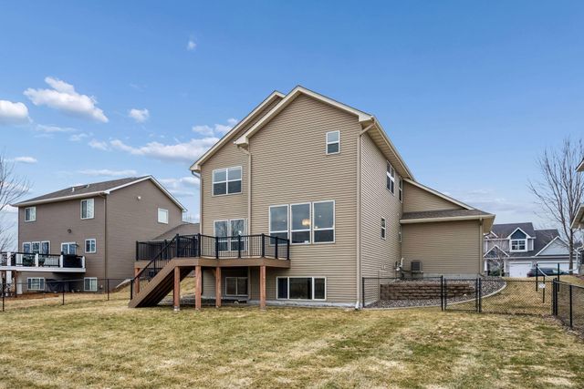 7050 69th Circle NE, Albertville, MN 55301