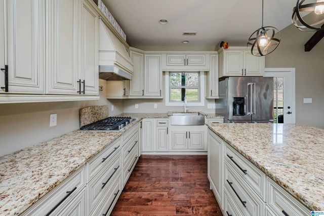 230 COUNTRY CLUB ROAD, Pell City, AL 35125