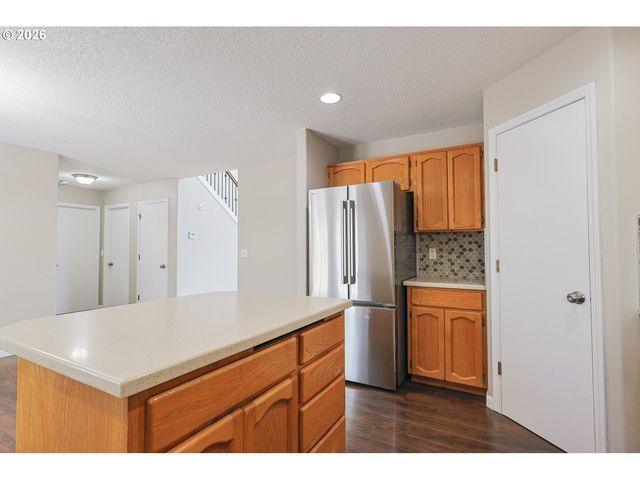 16704 Ne 12TH St, Vancouver, WA 98684