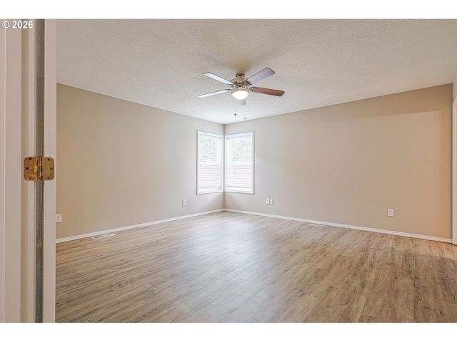 16704 Ne 12TH St, Vancouver, WA 98684