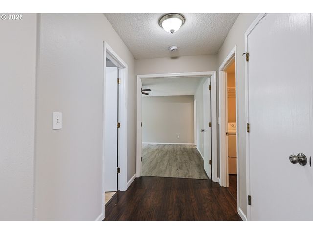 16704 Ne 12TH St, Vancouver, WA 98684