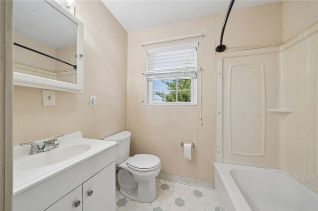 1742 Theatre Street, Unity Twp, PA 15650