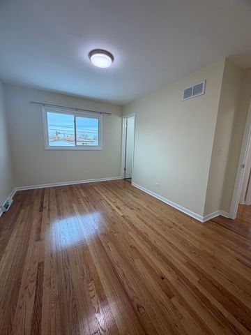 3837 Emerson Drive, Schiller Park, IL 60176