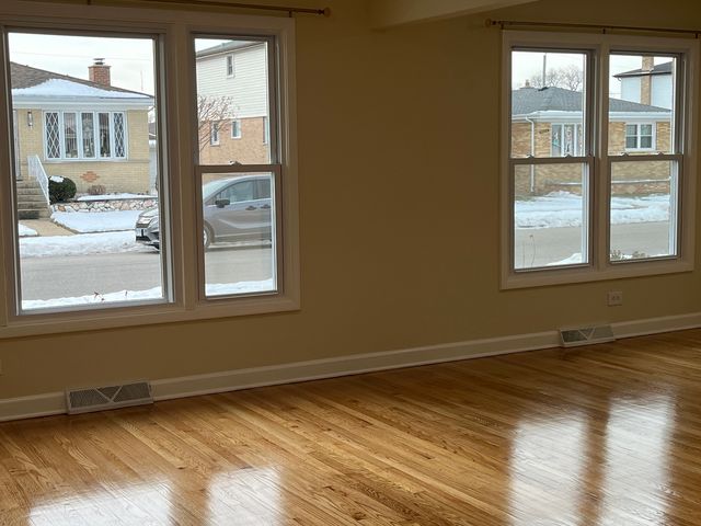 3837 Emerson Drive, Schiller Park, IL 60176