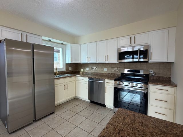 3837 Emerson Drive, Schiller Park, IL 60176