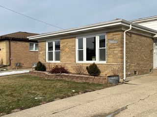 3837 Emerson Drive, Schiller Park, IL 60176