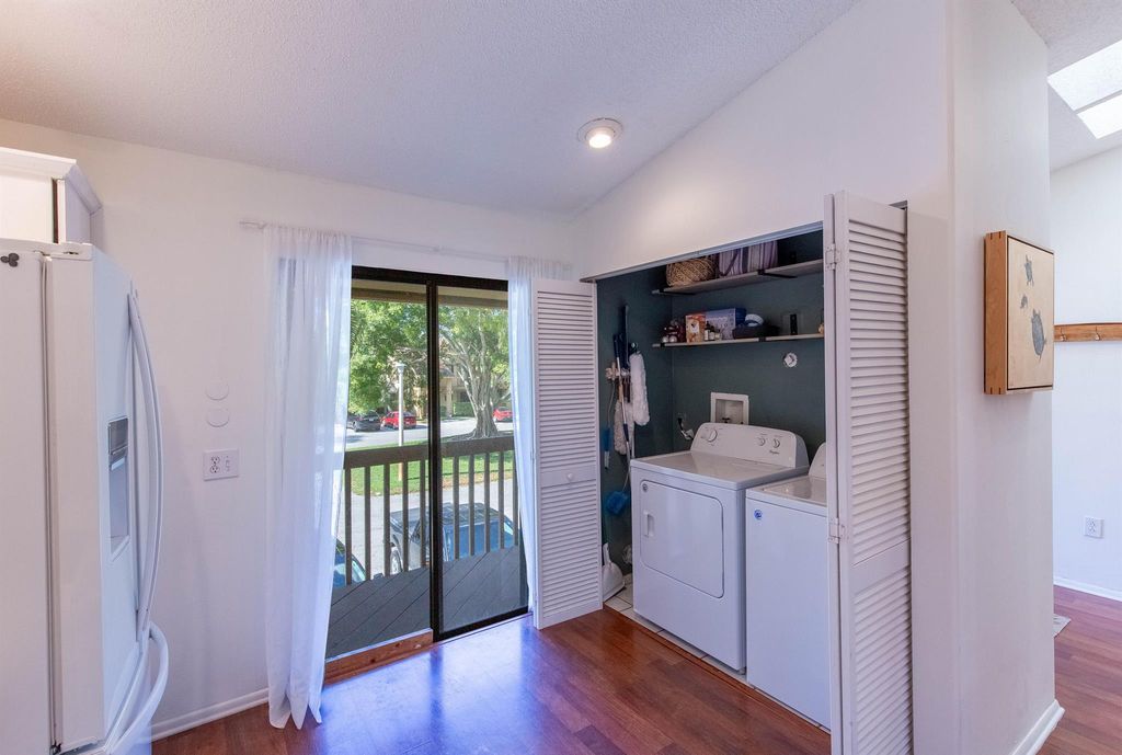 Image 11 of property listing at 13165 Chadwick Court 32, Wellington, FL 33414